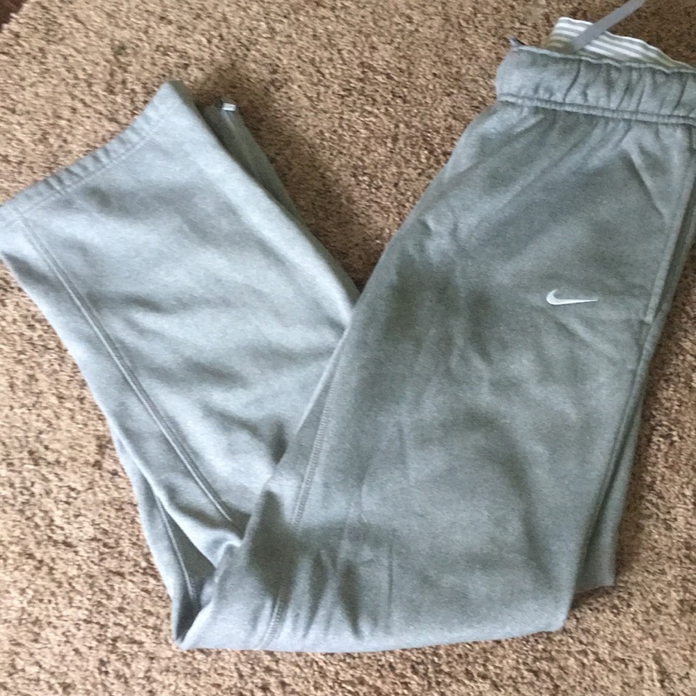 Gray Nike Sweatpants